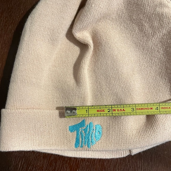 Timid Beanie - Pastel Pink/Baby Blue NWOT - Picture 5 of 6
